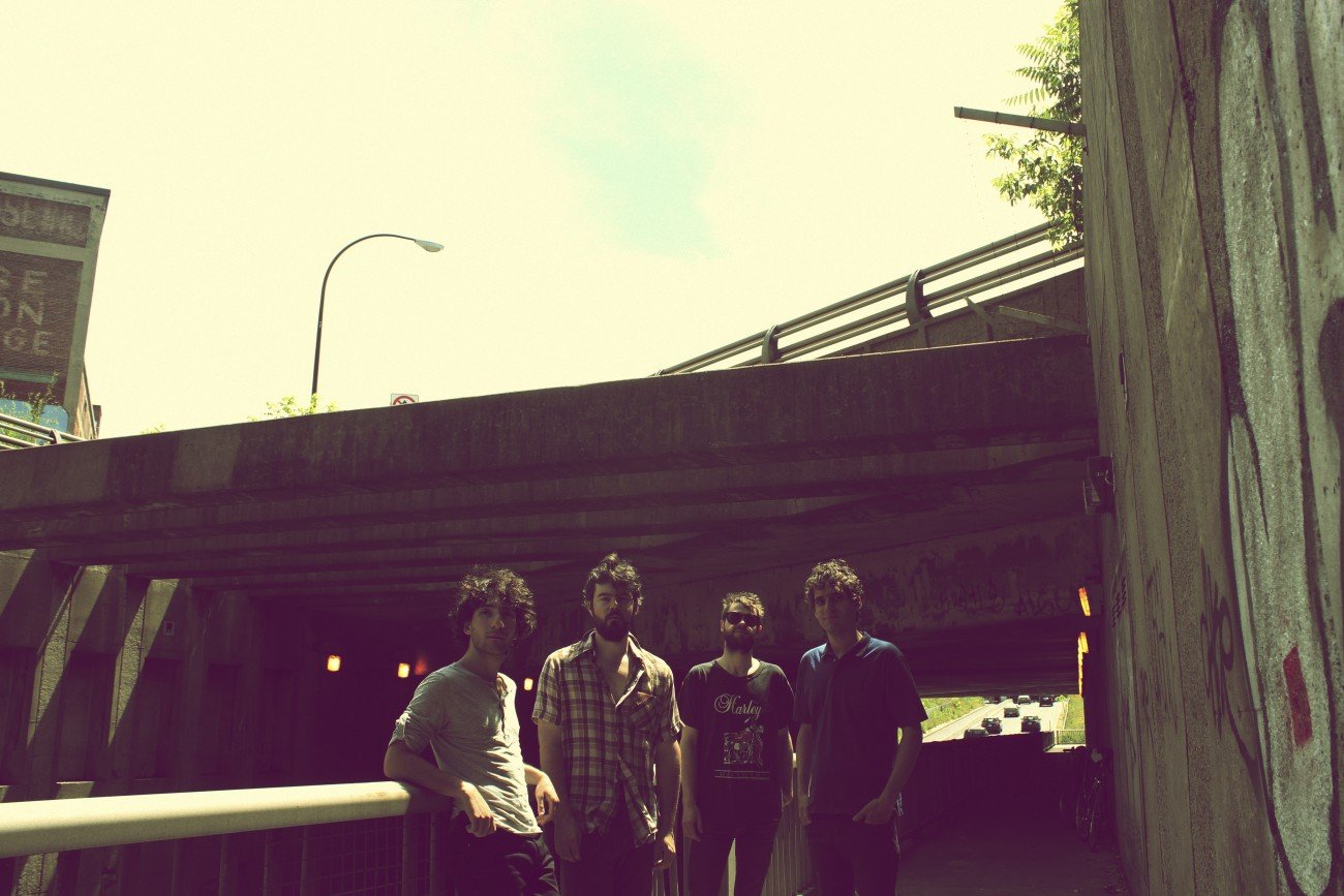 Suuns_01